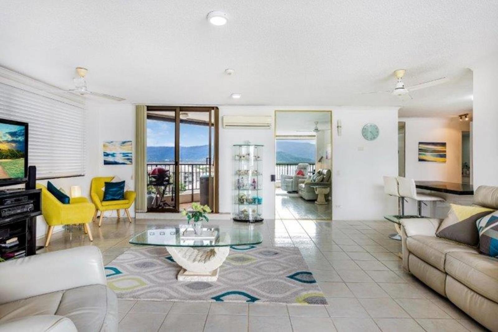 Cairns Ocean View Apartment In Aquarius Exterior photo